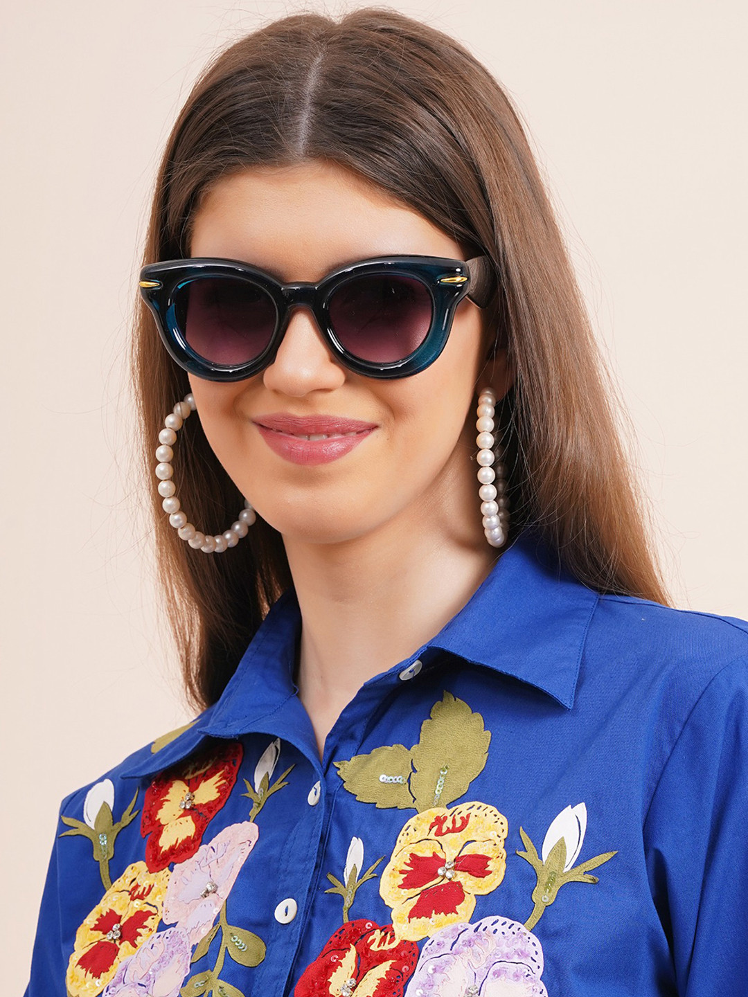 CELEBRITY SUNGLASSES Unisex Oval Sunglasses with UV Protected Lens CLSG-87017-05