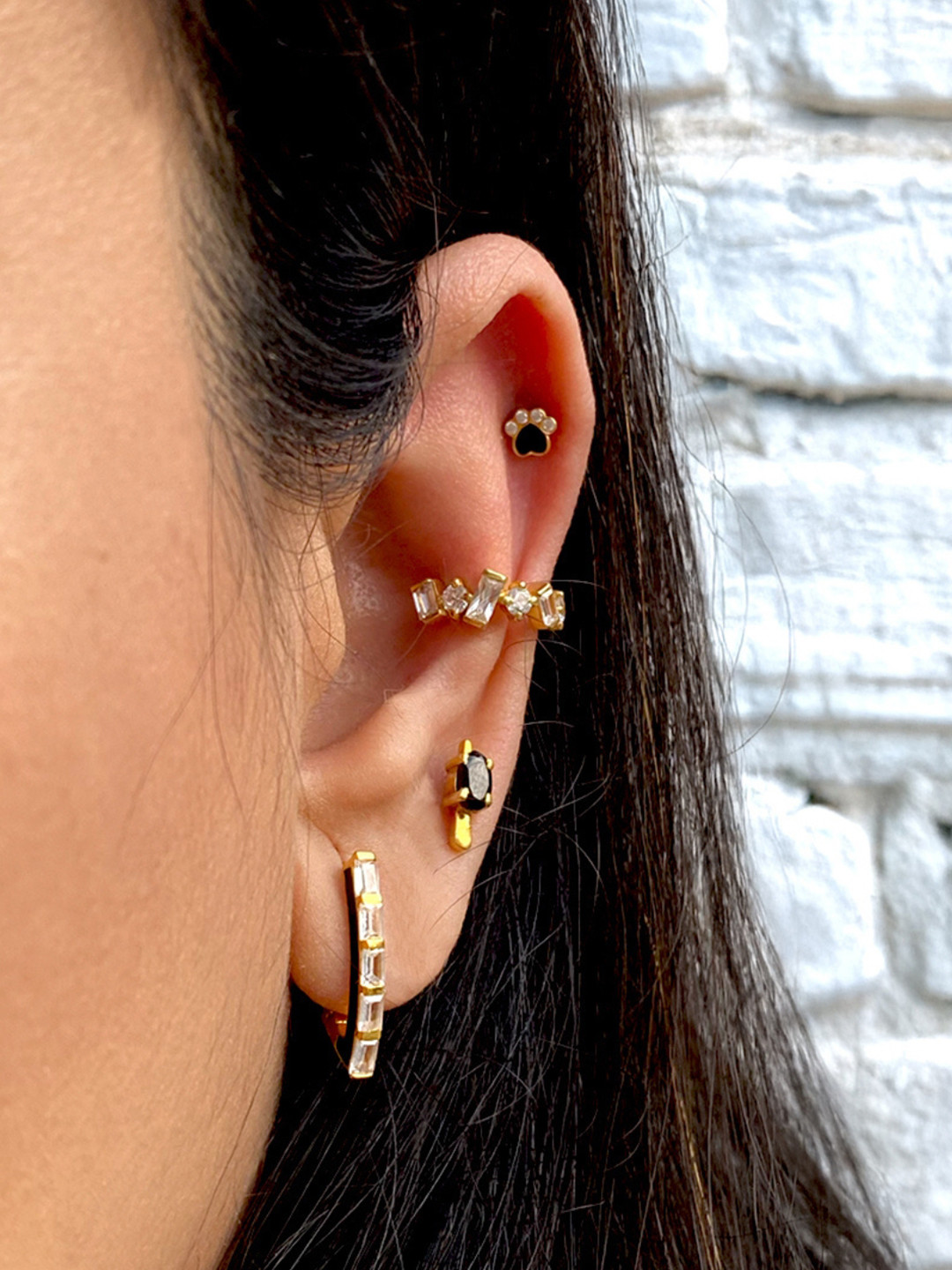 Boldiful V Baguette 18k Gold Vermeil Hoops 5A Cubic Zirconia Earring