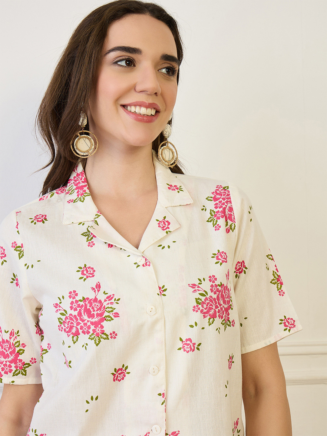 ZUMMER Women Comfort Floral Printed Casual Shirt