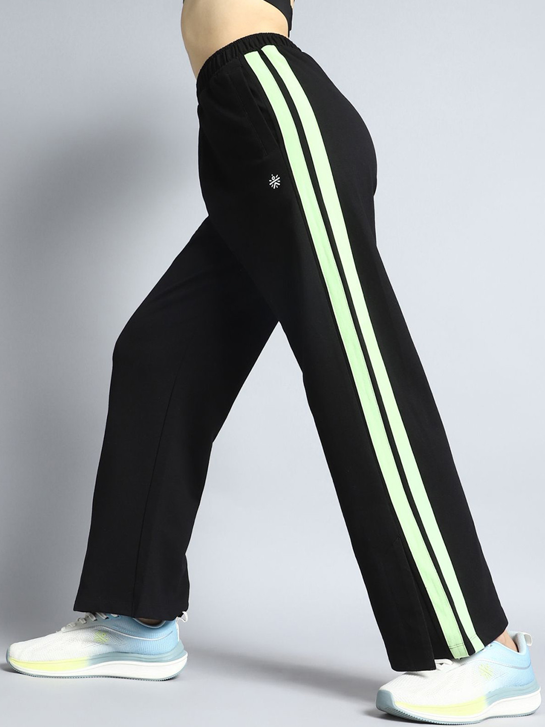 CULT Women Black Dance Flow Trackpants