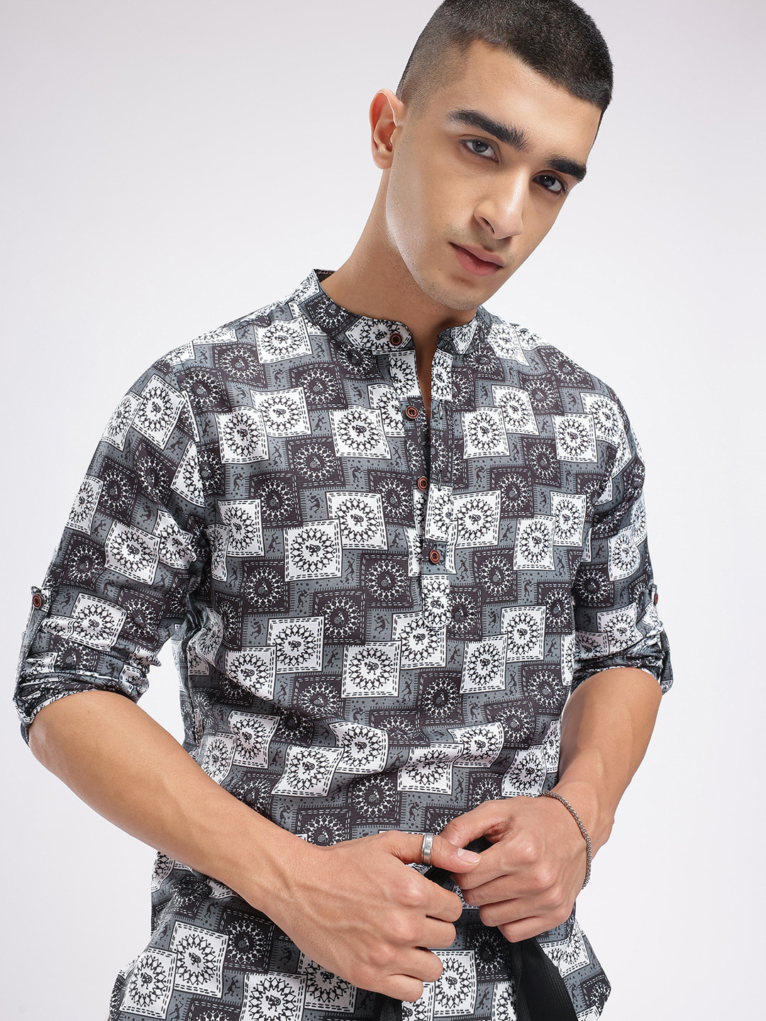 Anouk Rustic Band Collar Ethnic Motifs Printed Roll-Up Sleeves Kurta
