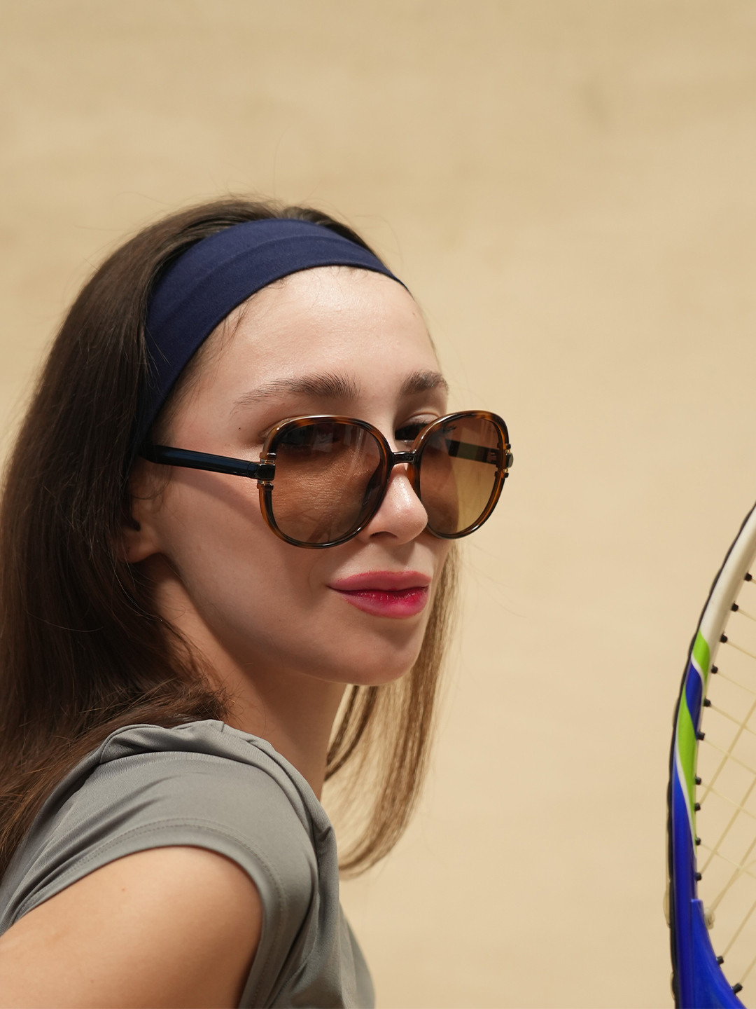 Vintage Women Round Sunglasses with Polarised and UV Protected Lens Seduce N Col 131