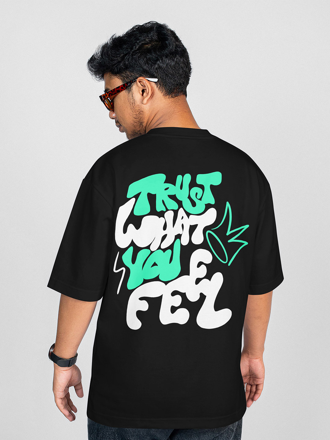 Offbeat Outfits Men Printed Pockets T-shirt