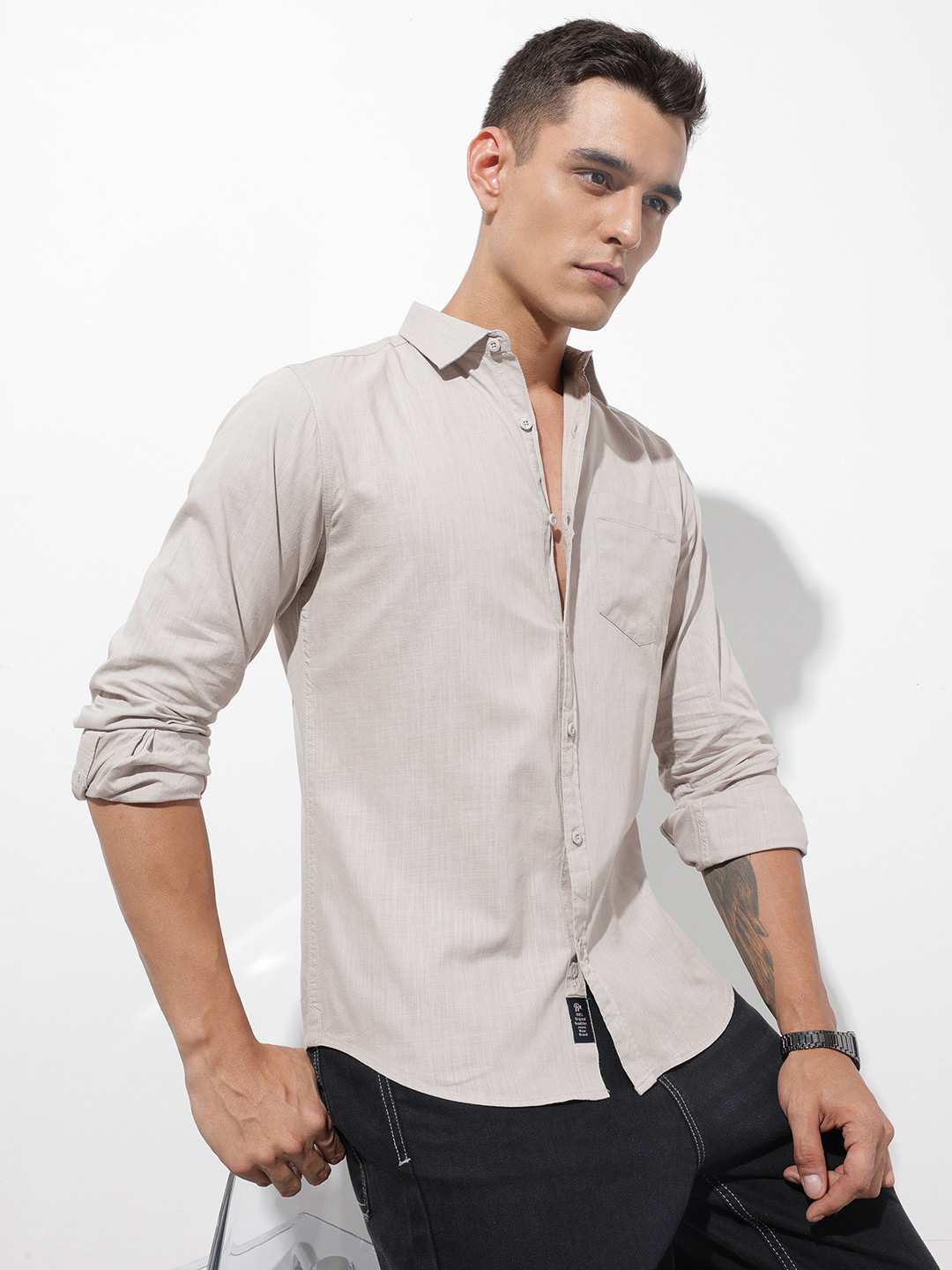 The Roadster Lifestyle Co. Solid Cotton Linen Regular Fit Shirt