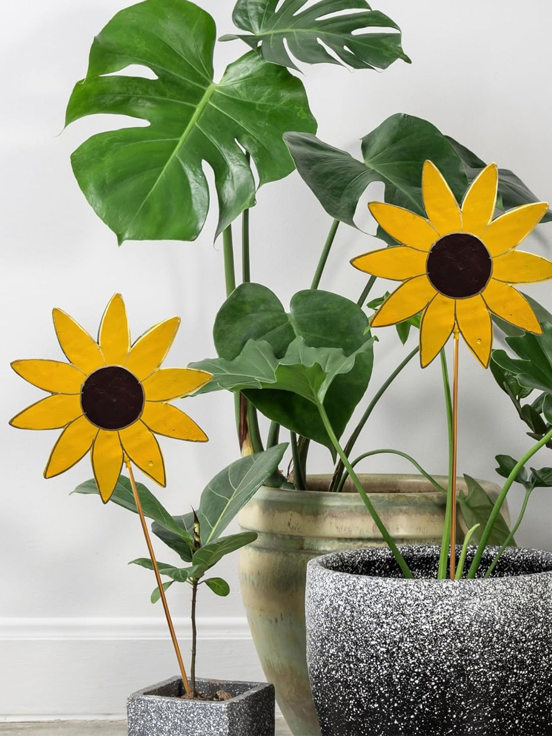 JASMEY HOMES 2-Pcs Yellow & Black Sunflower Garden Stakes