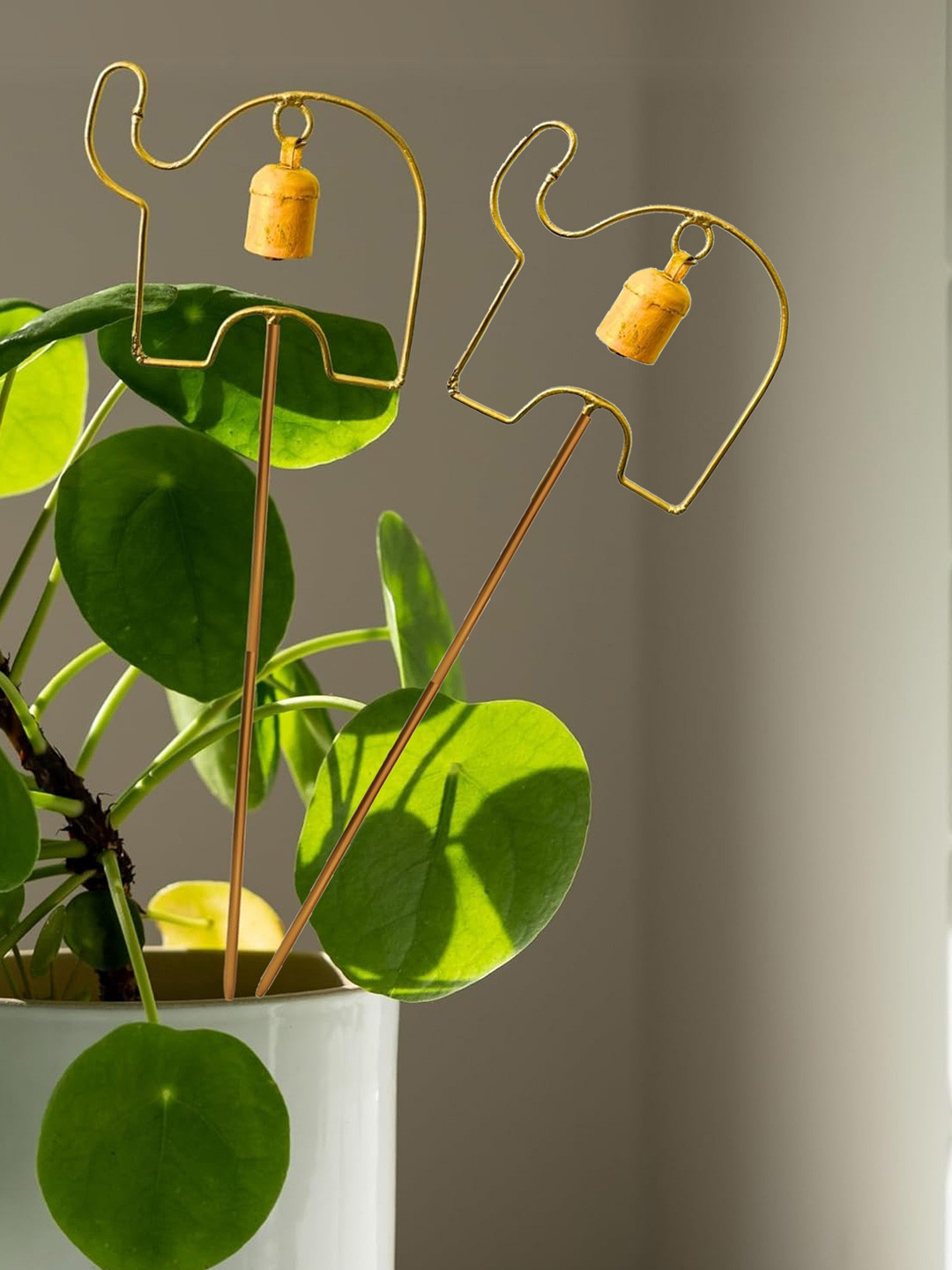 JASMEY HOMES 2-Pcs Yellow Elephant Garden Stakes