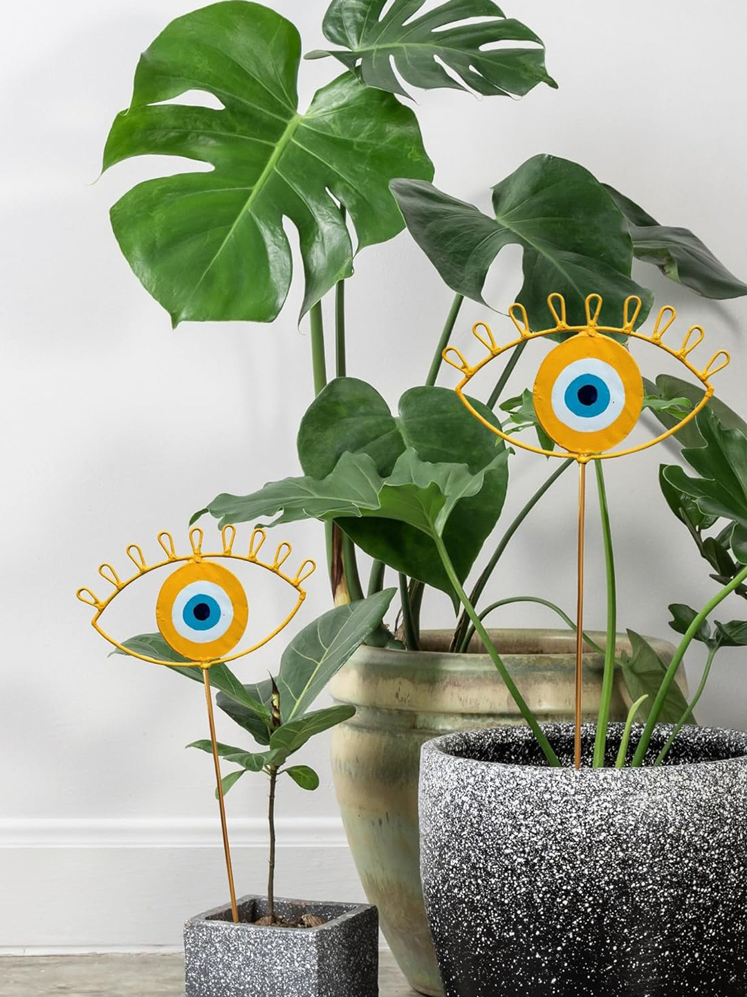 JASMEY HOMES 2-Pcs Yellow & Blue Evil-Eye Garden Stakes