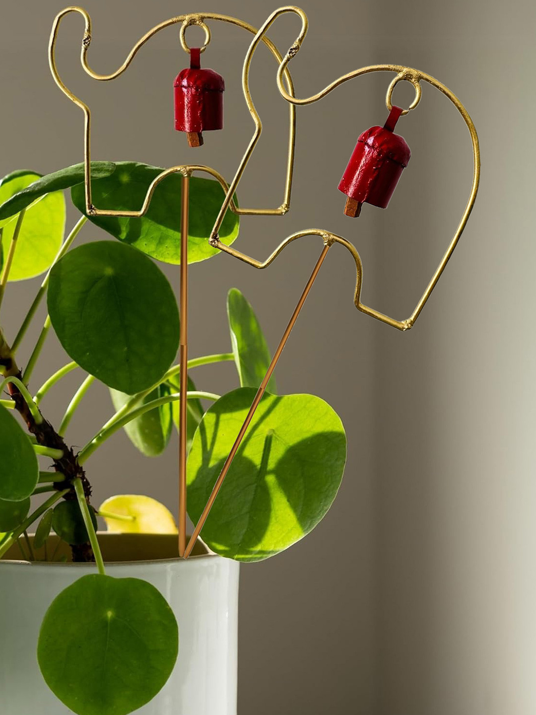 JASMEY HOMES 2-Pcs Yellow & Red Elephant Garden Stakes