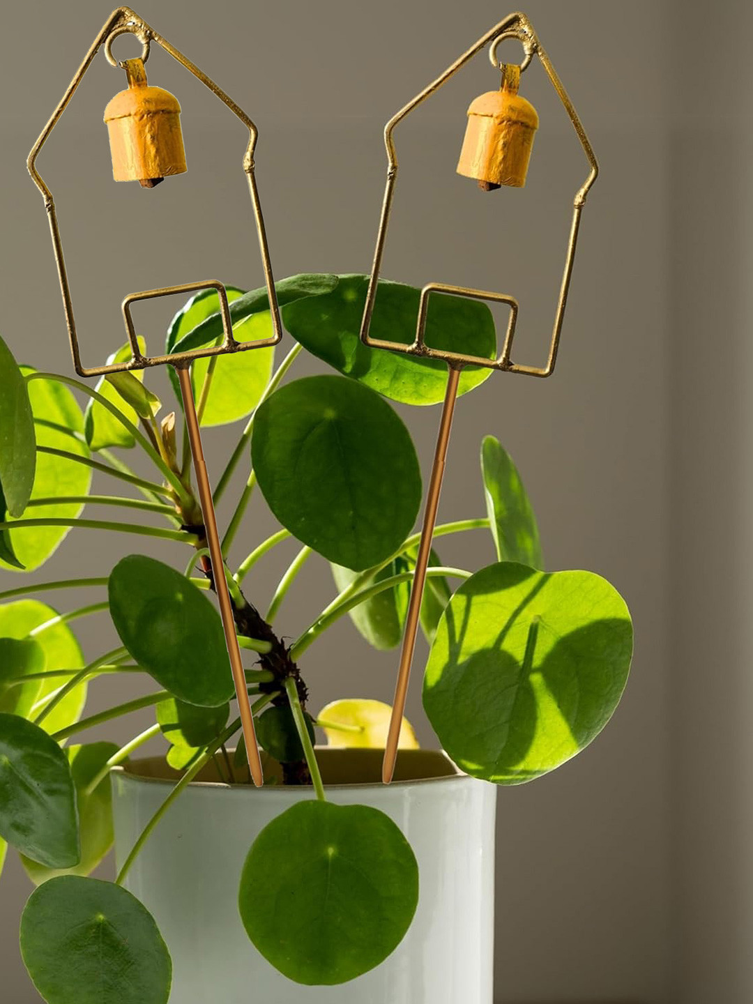 JASMEY HOMES 2-Pcs Yellow House Garden Stakes