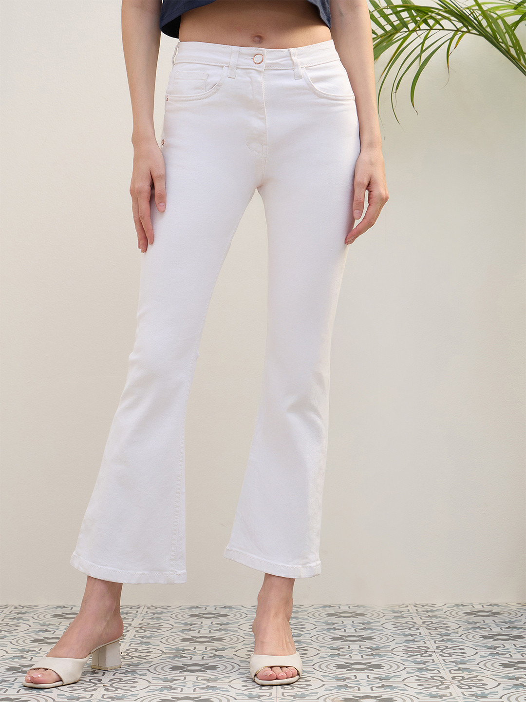 Iconic Women Bootcut Mid-Rise Stretchable Jeans