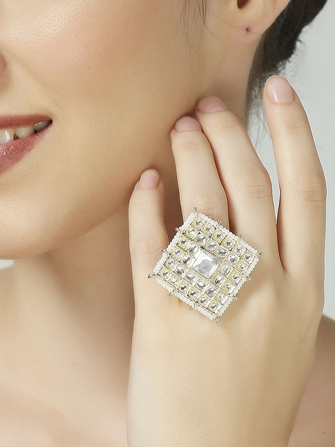 OOMPH Kundan Studded Square Shaped Adjustable Finger Rings