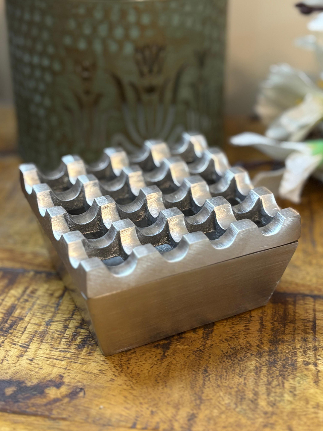 PURI Silver-Toned Single Aluminium Ash Trays