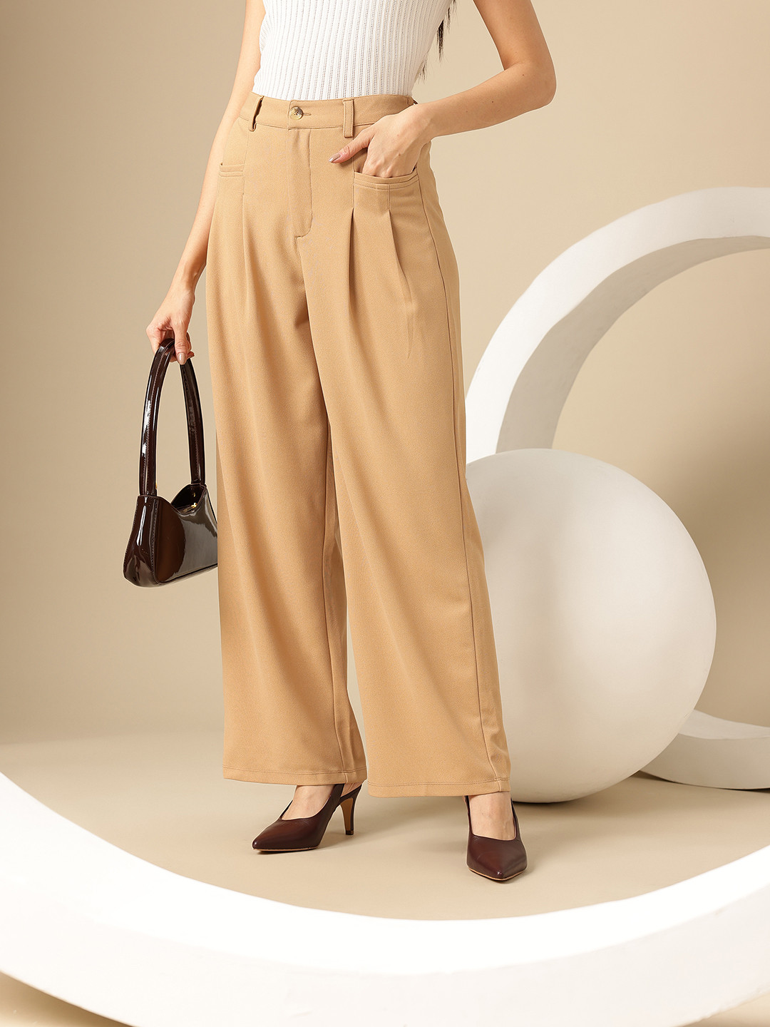 Chemistry Women Mid-Rise Pleated Wide Leg Trousers
