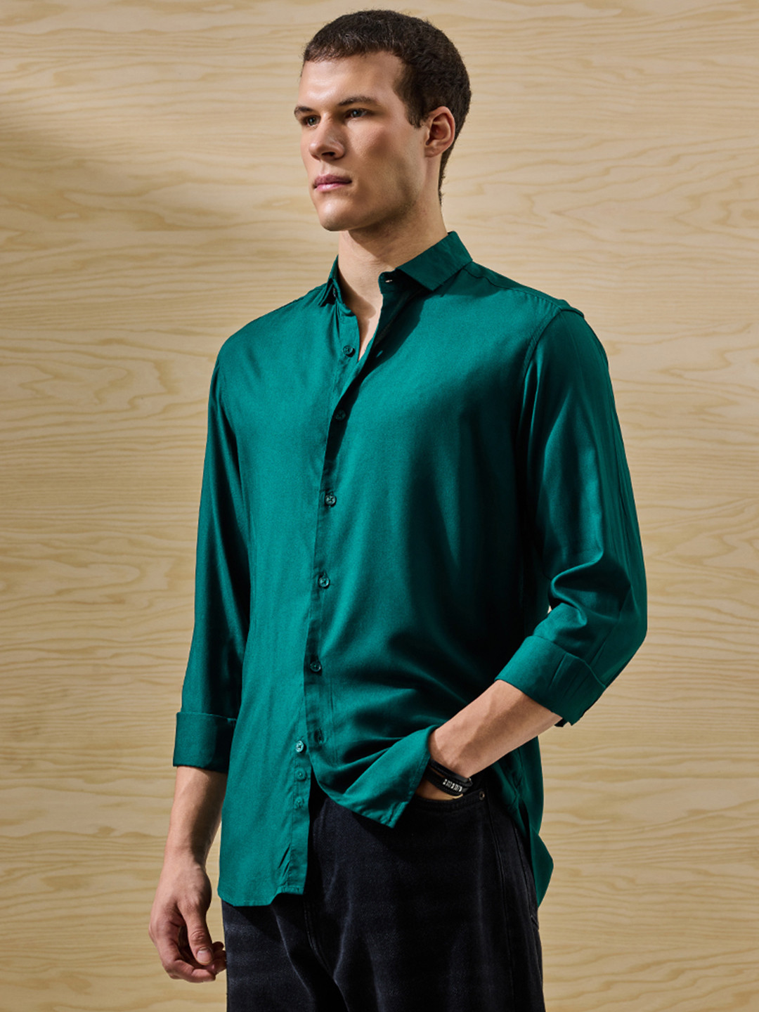 Snitch Teal Blue Spread Collar Slim Fit Casual Shirt