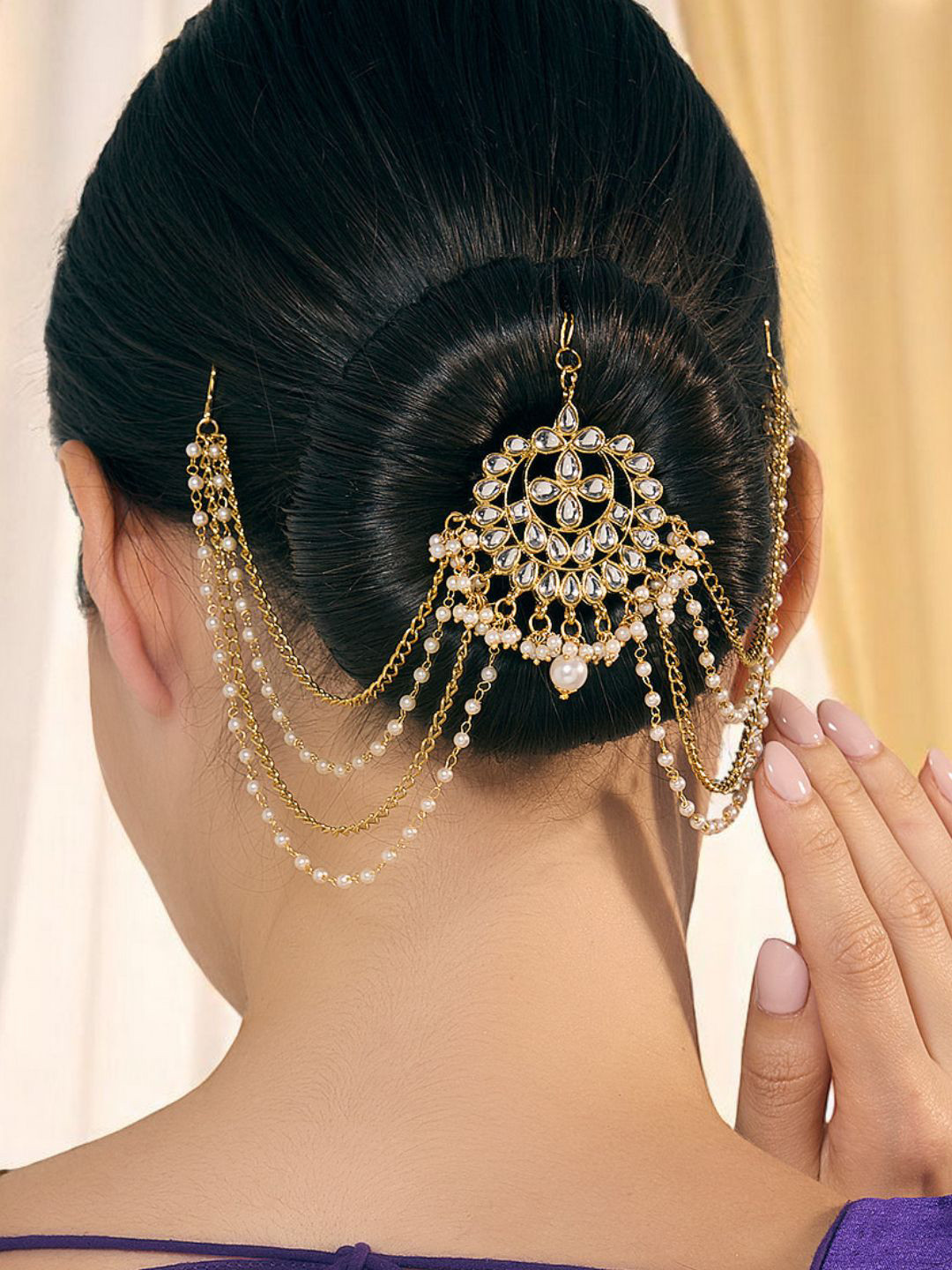 OOMPH Women Kundan Studded Hair Accessory
