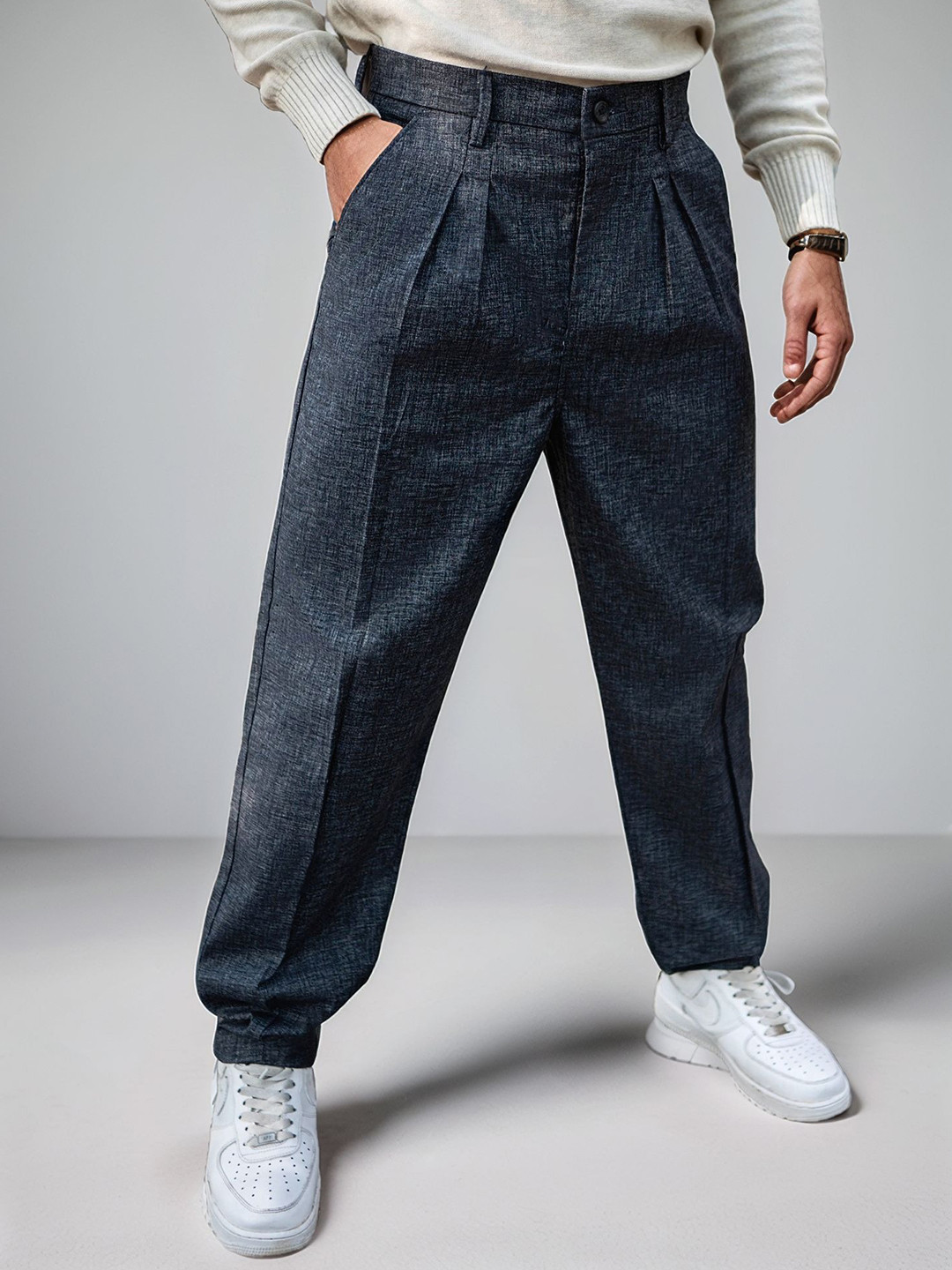 Maniac Men Comfort Pleated Mid-Rise Trousers