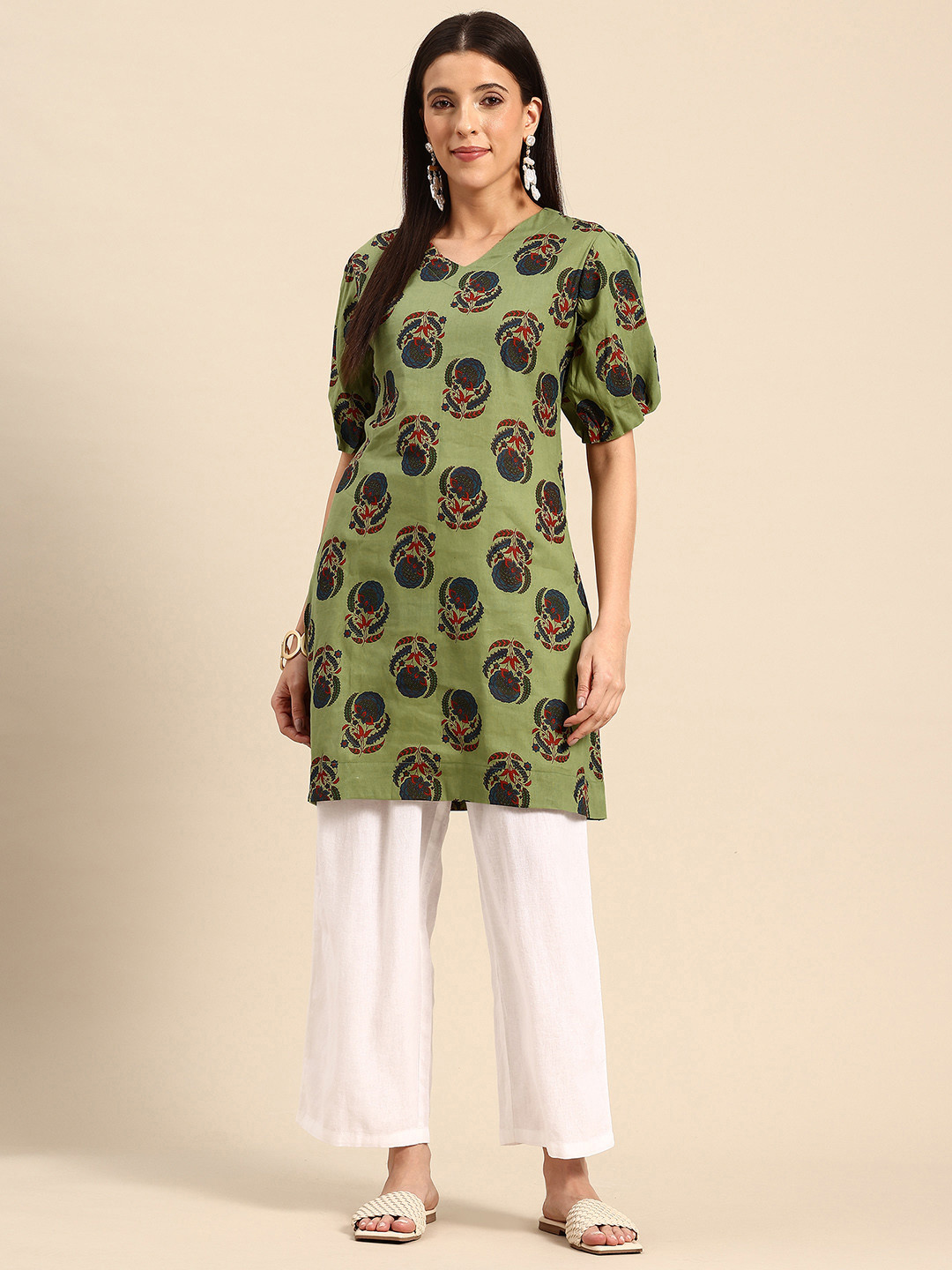 A&K Floral Printed V-Neck Pure Cotton Kurti