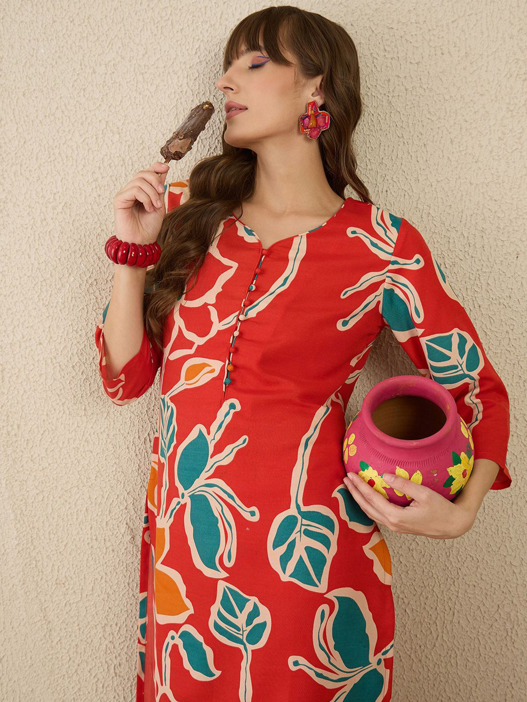 Indo Era Women Floral Printed Pure Cotton Kurta with Trousers