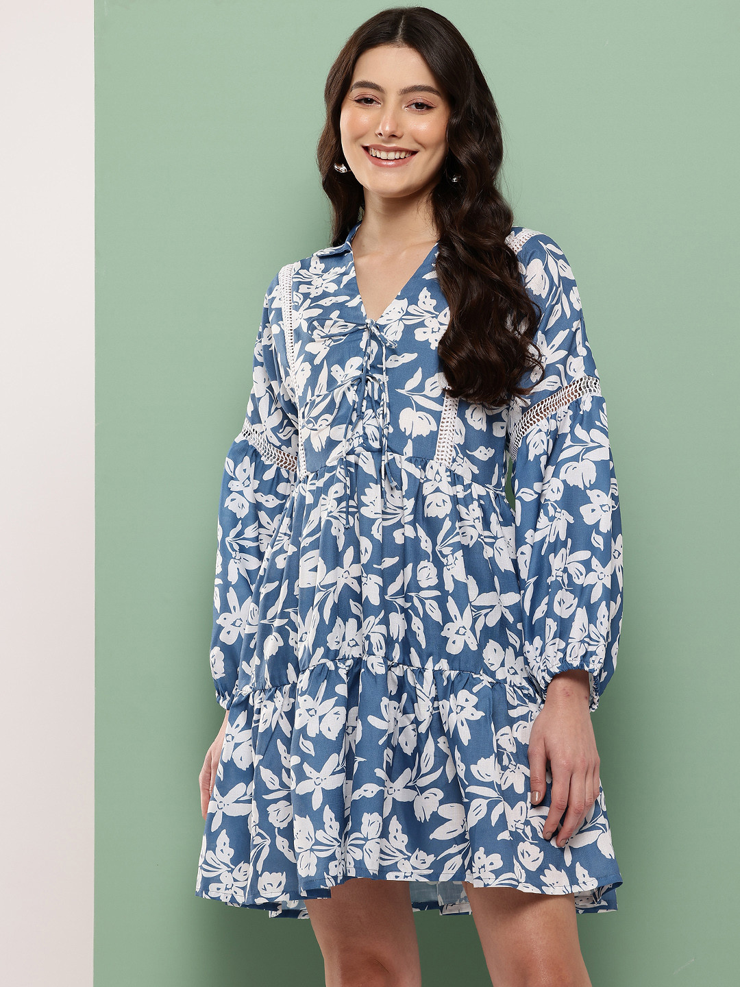 Killer Lace Inserts Floral Print Tie-Up Neck A-Line Dress