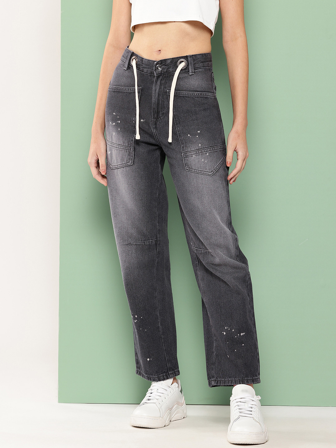 Killer Women Embellished Mid-Rise Light Fade Barrel Fit Jeans