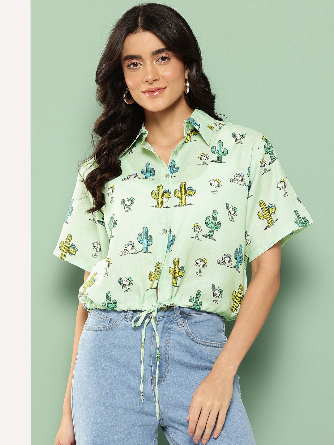 Killer Snoopy Printed Spread Collar Casual Shirt with Toggle Hem