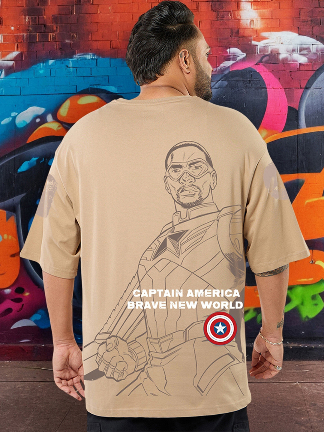Bewakoof Plus Men Official Marvel Merchandise Captain Printed Oversized Plus Size T-shirt