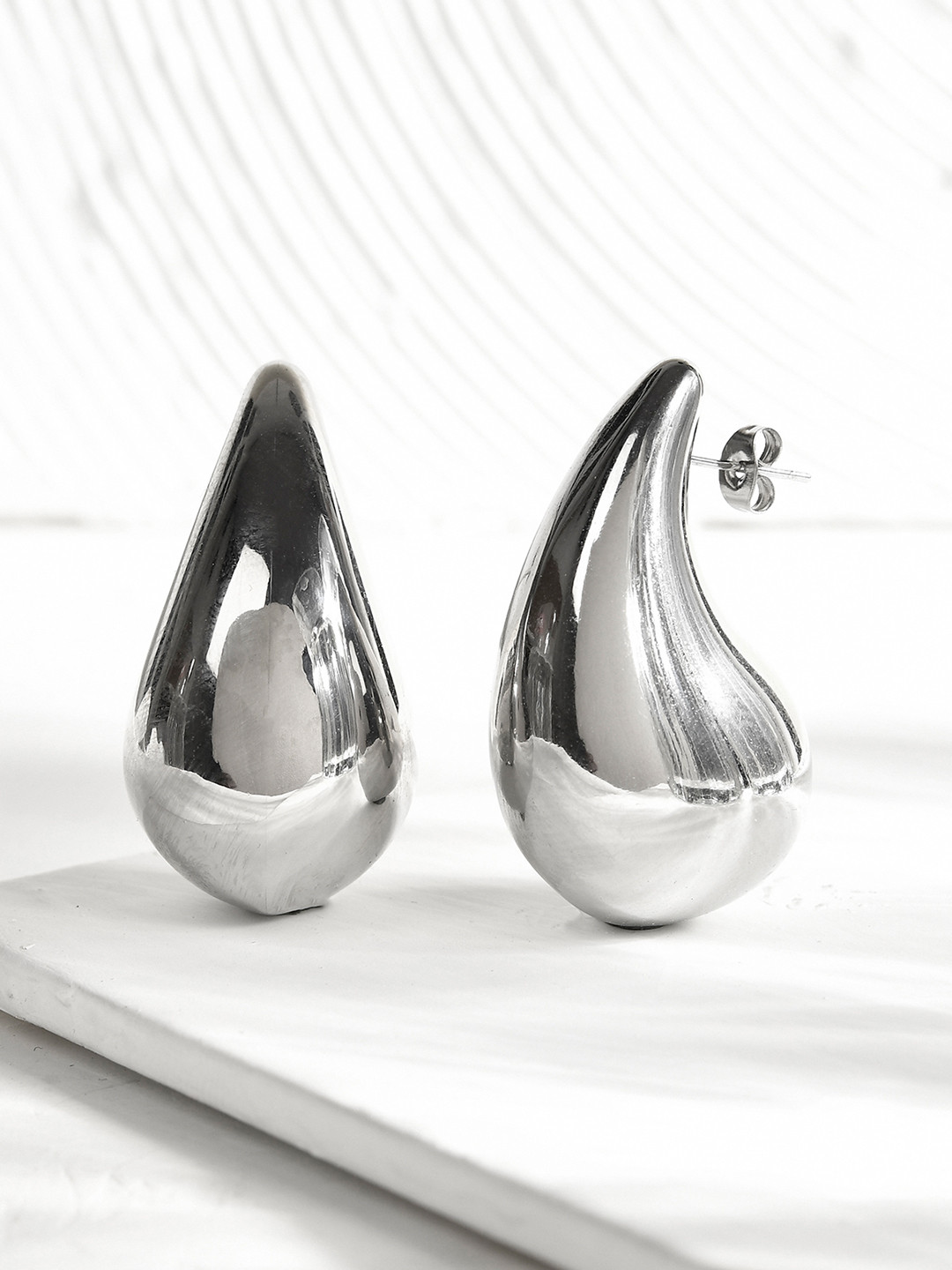 AQUASTREET 18K Silver Plated Waterproof Anti-Tarnish Tear Drop Shaped Classic Bottega Earrings