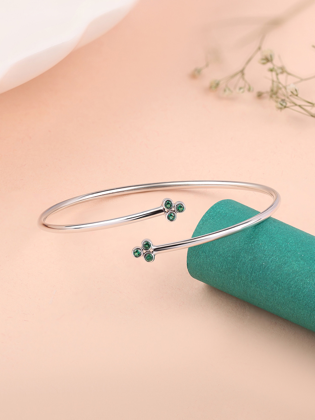 Ornate Jewels 925 Silver Emerald Flexible Cuff Bangle