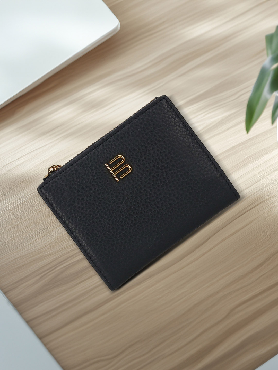 BAGATT Women Leather Two Fold Compact Wallet