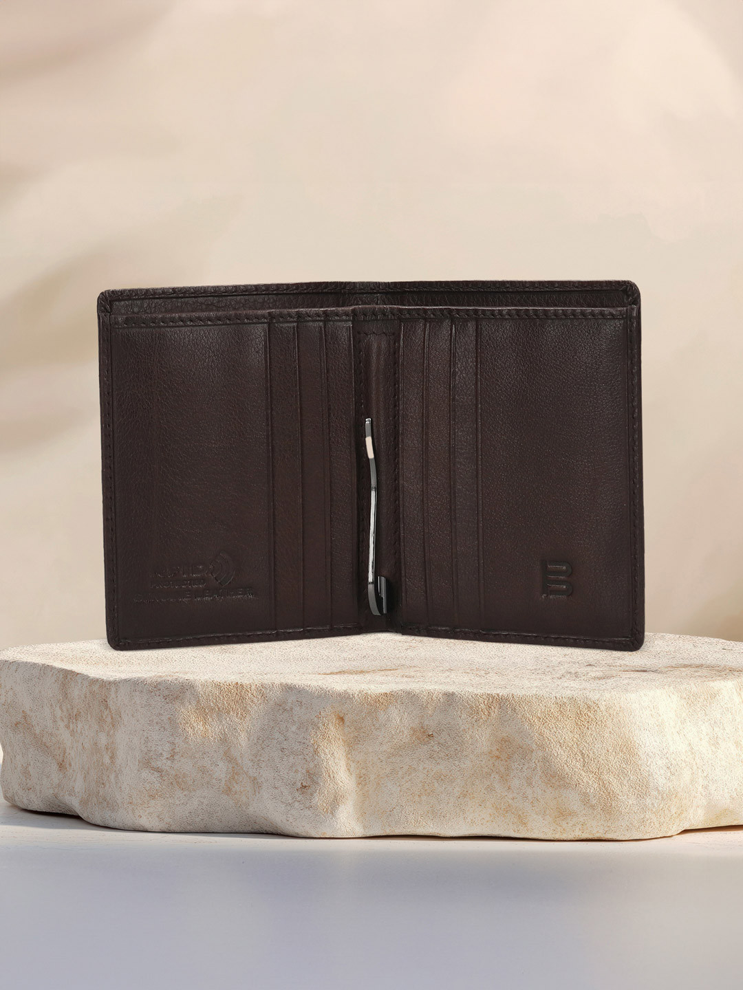 BAGATT Men Leather Money Clip with SD Card Holder
