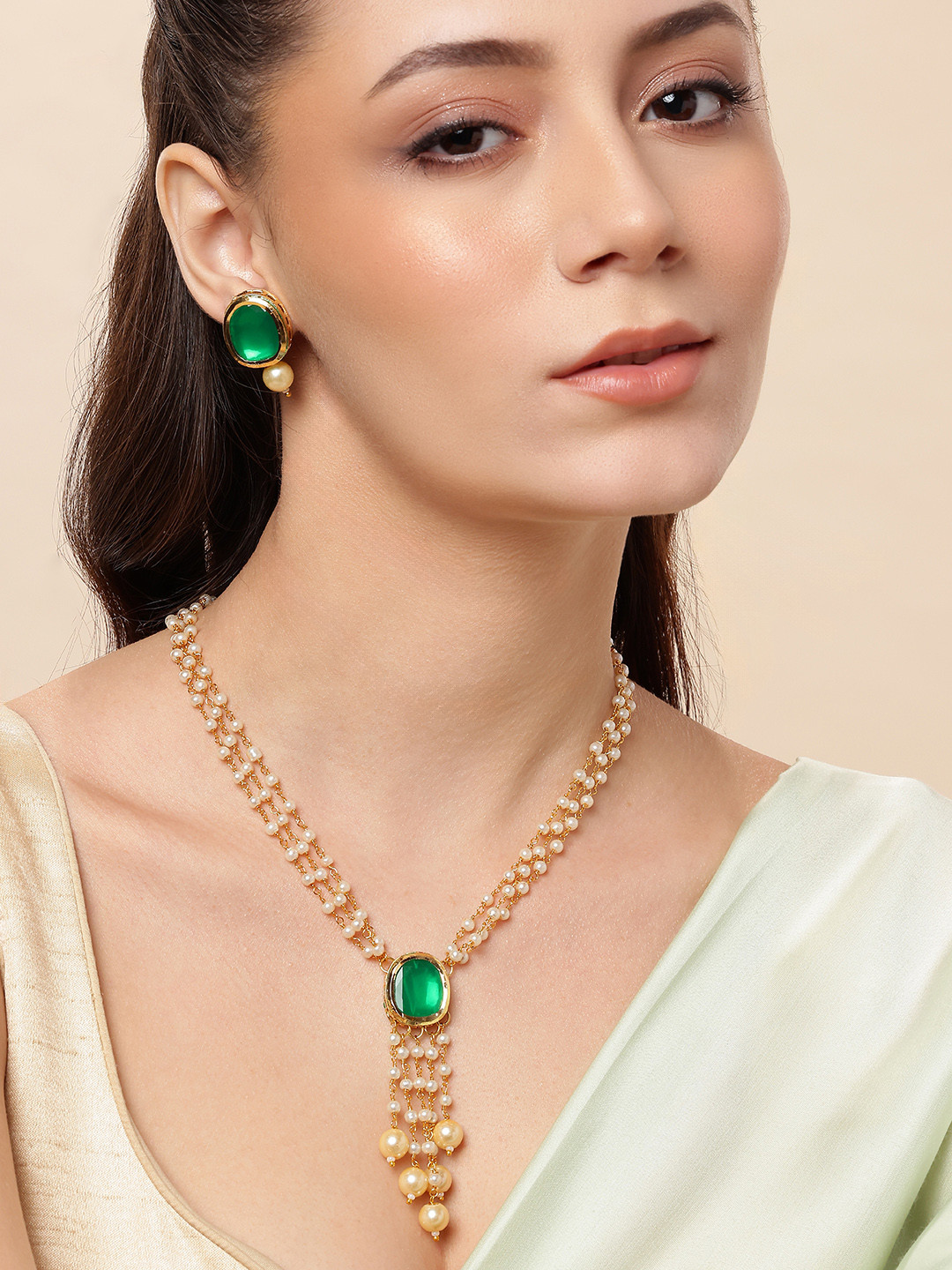 Anouk Kundan Charm Pendent Jewellery Set