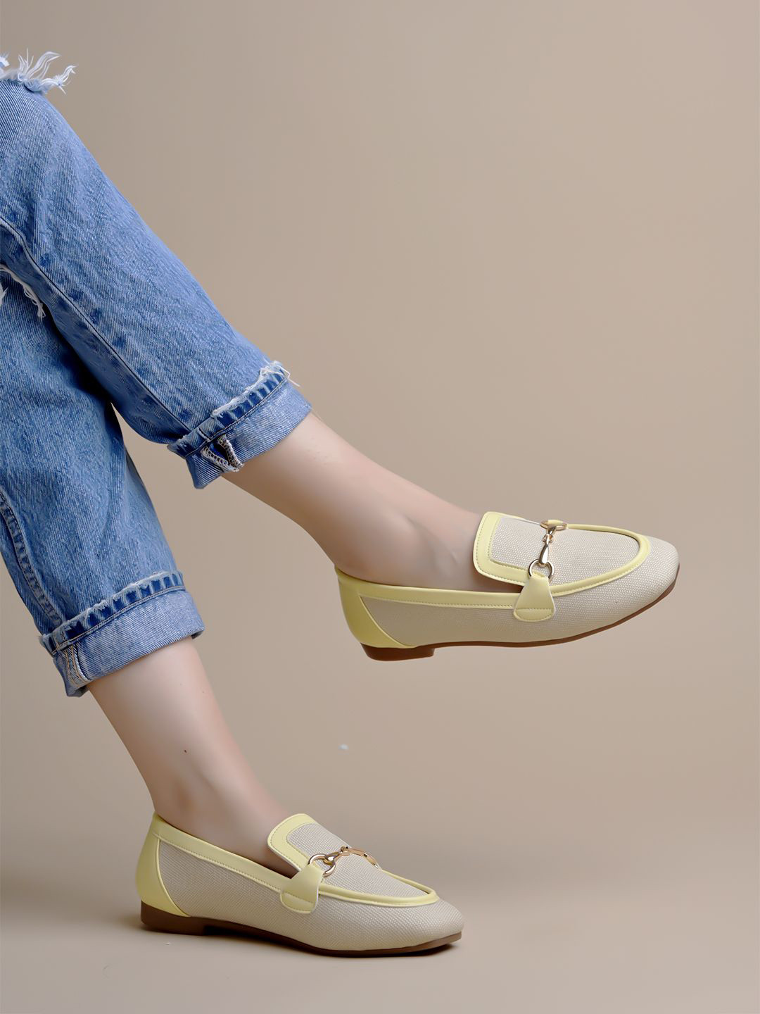 Stylestry Women Solid Leather Regular Horsebit Loafers