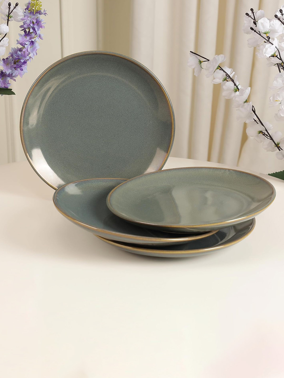 THE WHITE SPACE LIVING Olive Green 4 Pieces Ceramic Dishwasher and Microwave Safe Plates