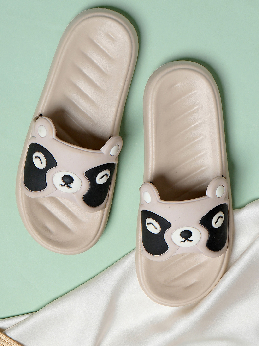 TRASE Women Cuddle Self Design Sliders Flip Flops