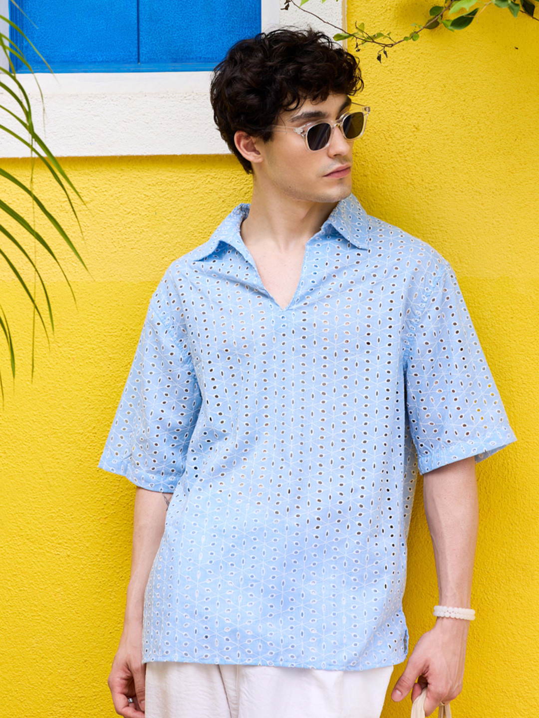 VASTRADO Modish Maya Oversized Classic Schiffli Embroidered Cutaway Collar Cotton Shirt