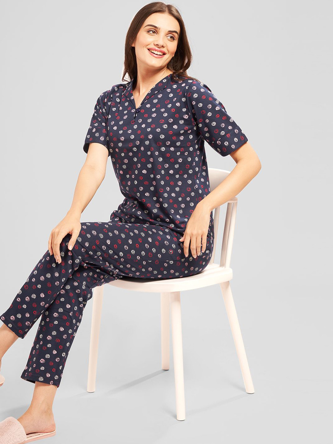 AV2 Women Printed Night suit