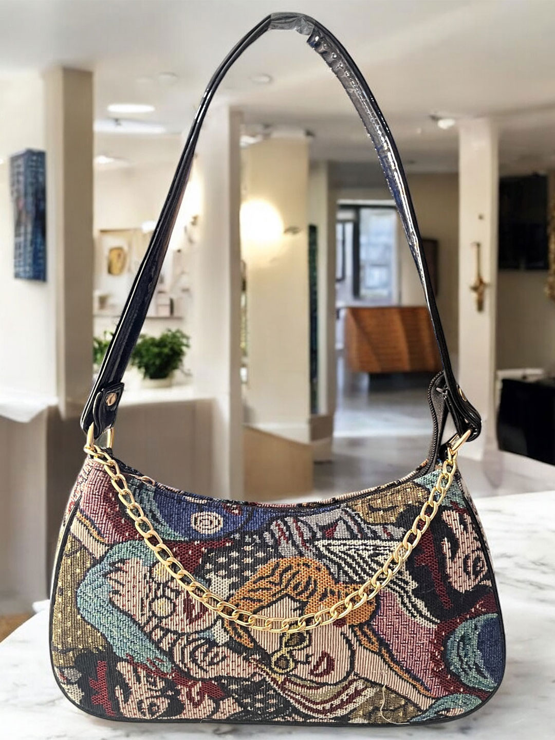 DAISY STAR Textured Face Jute Shoulder Bag