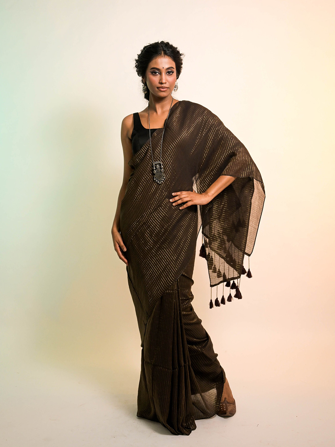 HUTS AND LOOMS Zari Mridang Dark Brown Handloom Cotton Saree with Zari Stripes