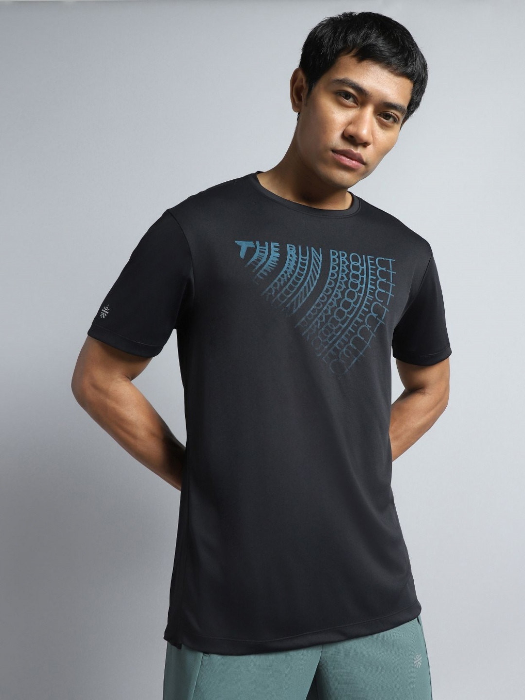 CULT Men Black The Run Project T-shirt