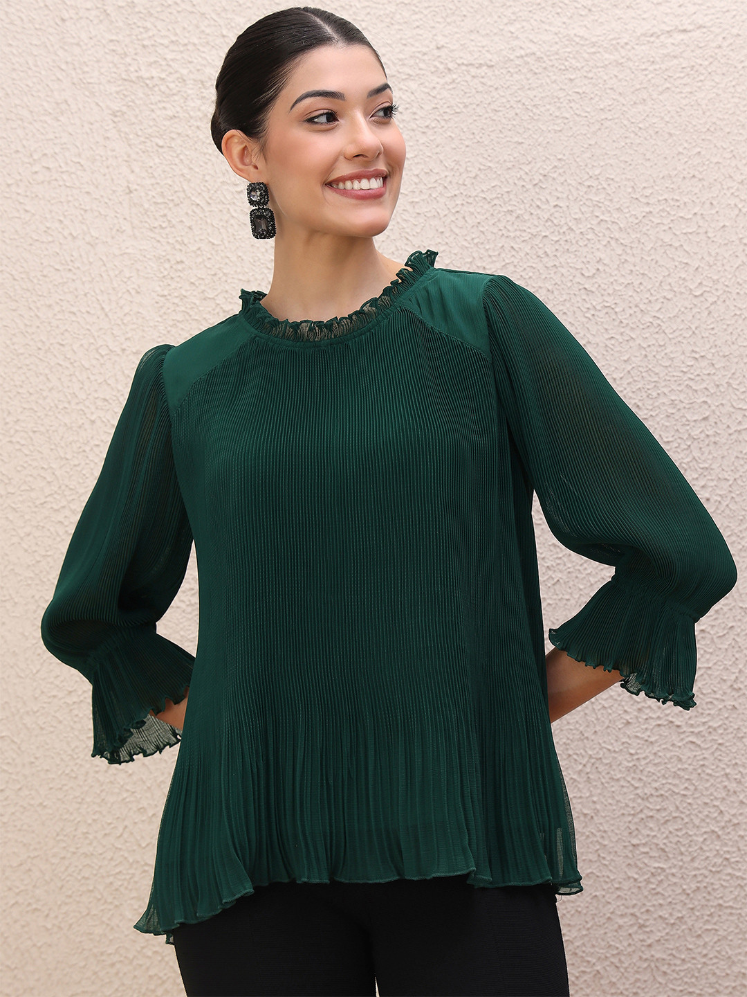 Antheaa Women Solid Aline Regular Top