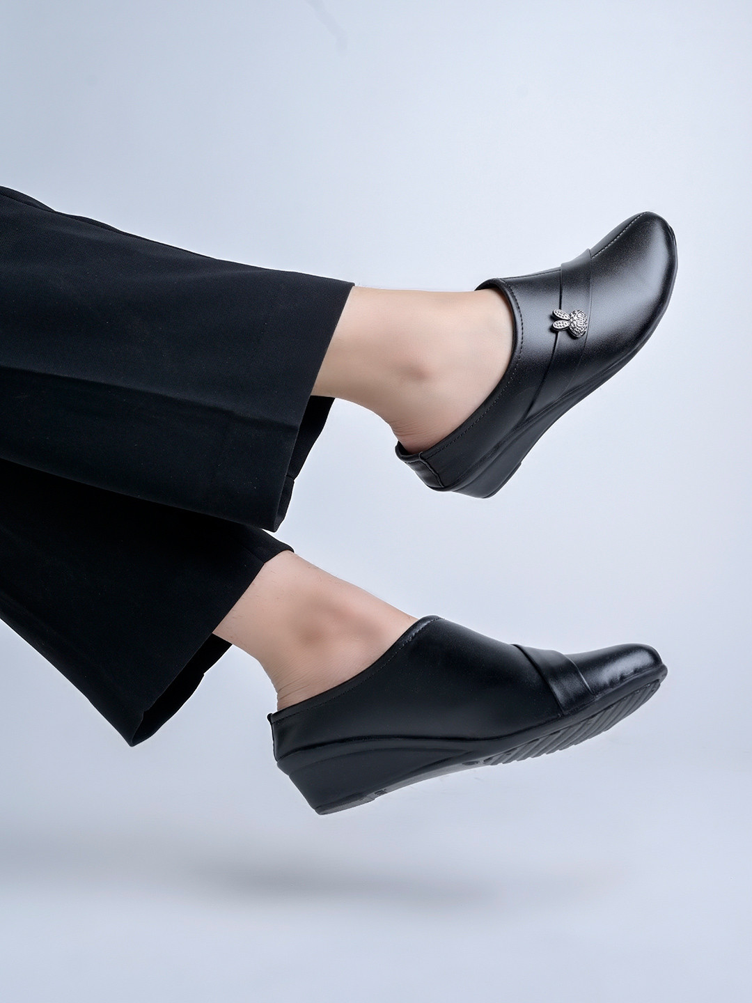 The Roadster Lifestyle Co. Women Formal Mules