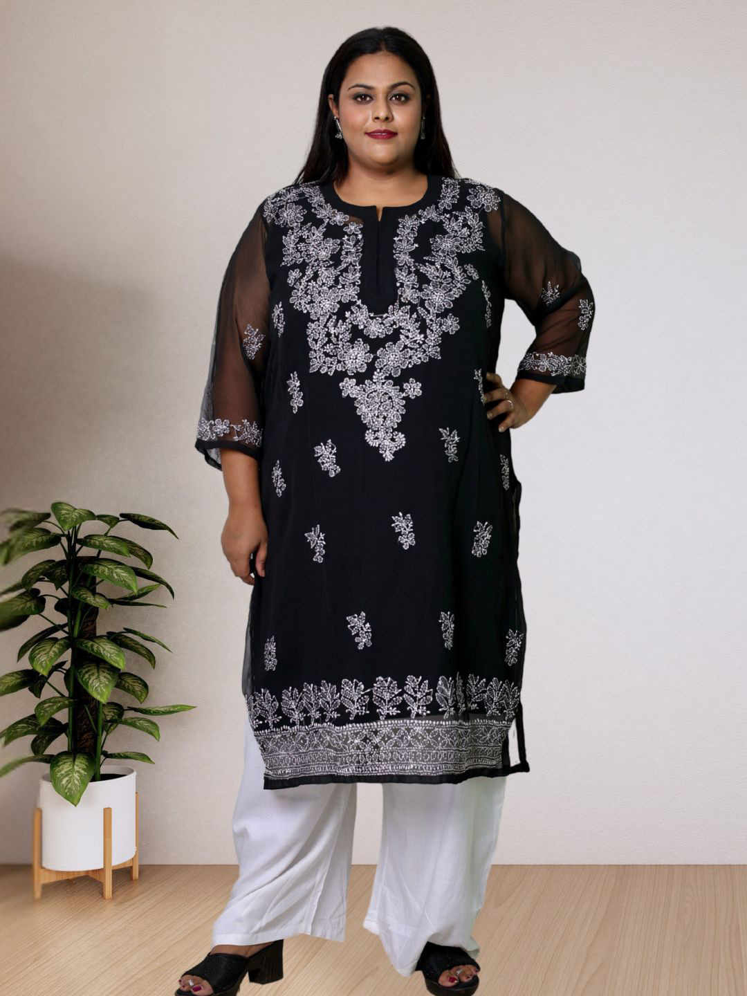 myplusfashion Women Ethnic Motifs Embroidered Chikankari Georgette Plus Size Kurta with Inner Slip