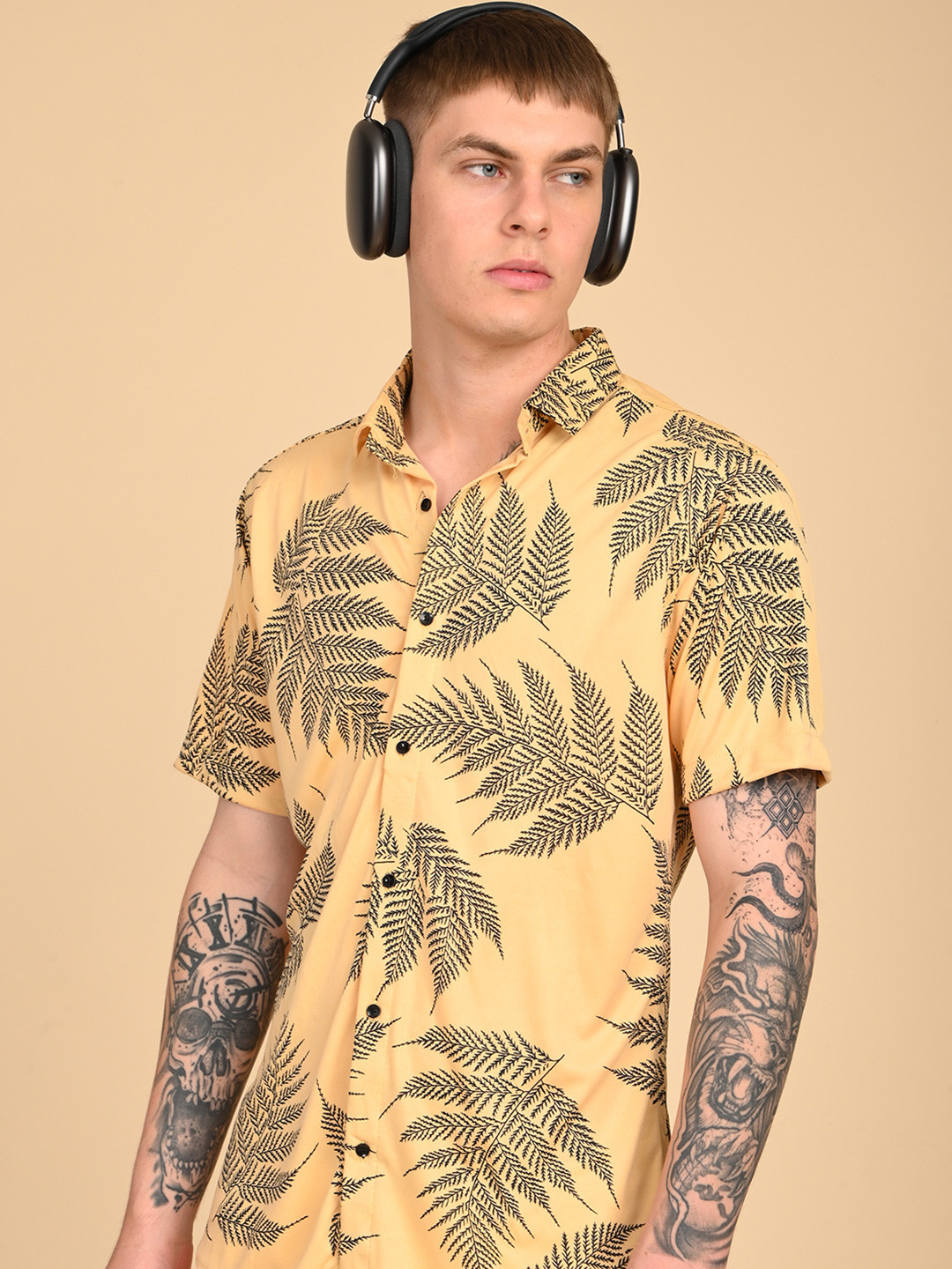 TIGER SNAKE Men Comfort Fit Tropical Printed Casual Shirt