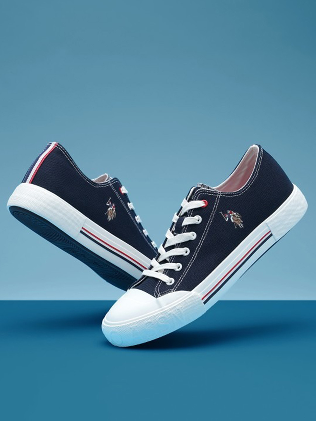 U.S. Polo Assn. Men Round Toe Classic Sneakers