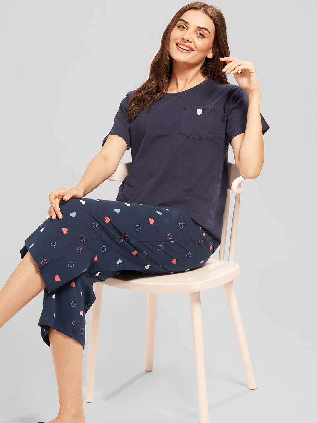 AV2 Women Printed Top & Capri Pure Cotton Night suit