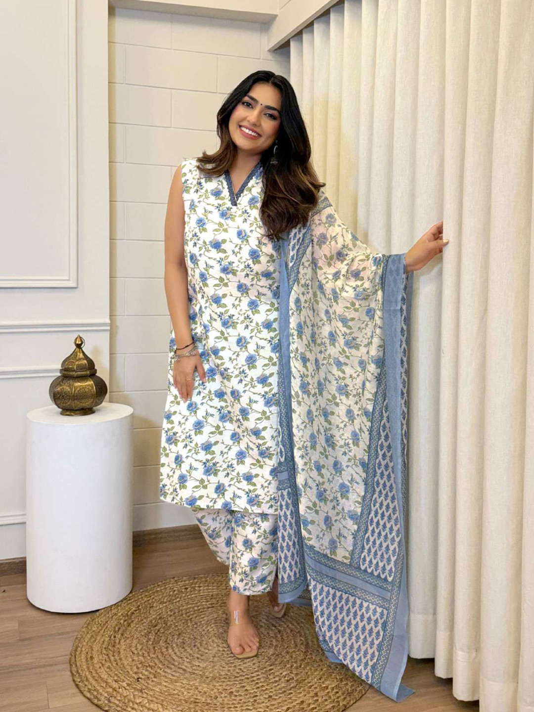 Foxent Women Floral Printed Cotton Kurta with Trousers & Dupatta