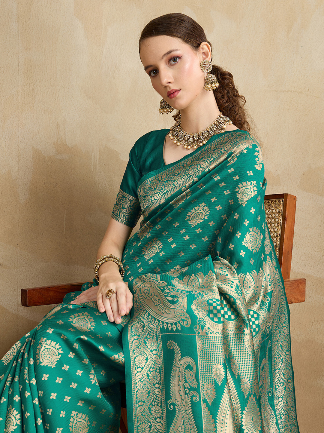 Shreyansh creation Ethnic Motifs Zari Banarasi Saree