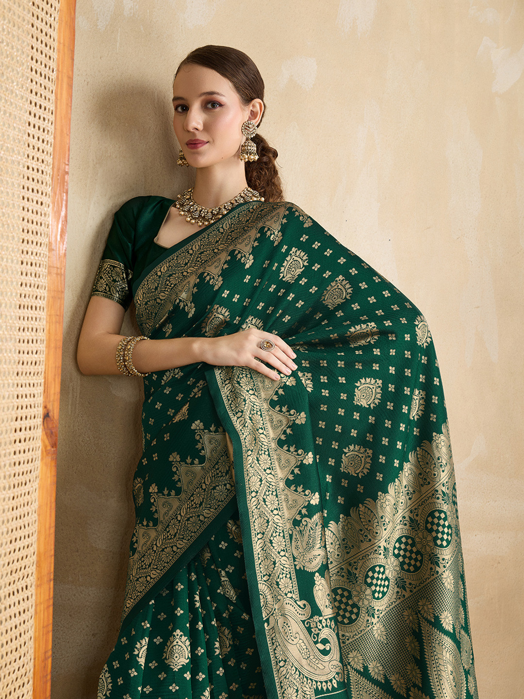 Shreyansh creation Ethnic Motifs Zari Banarasi Saree