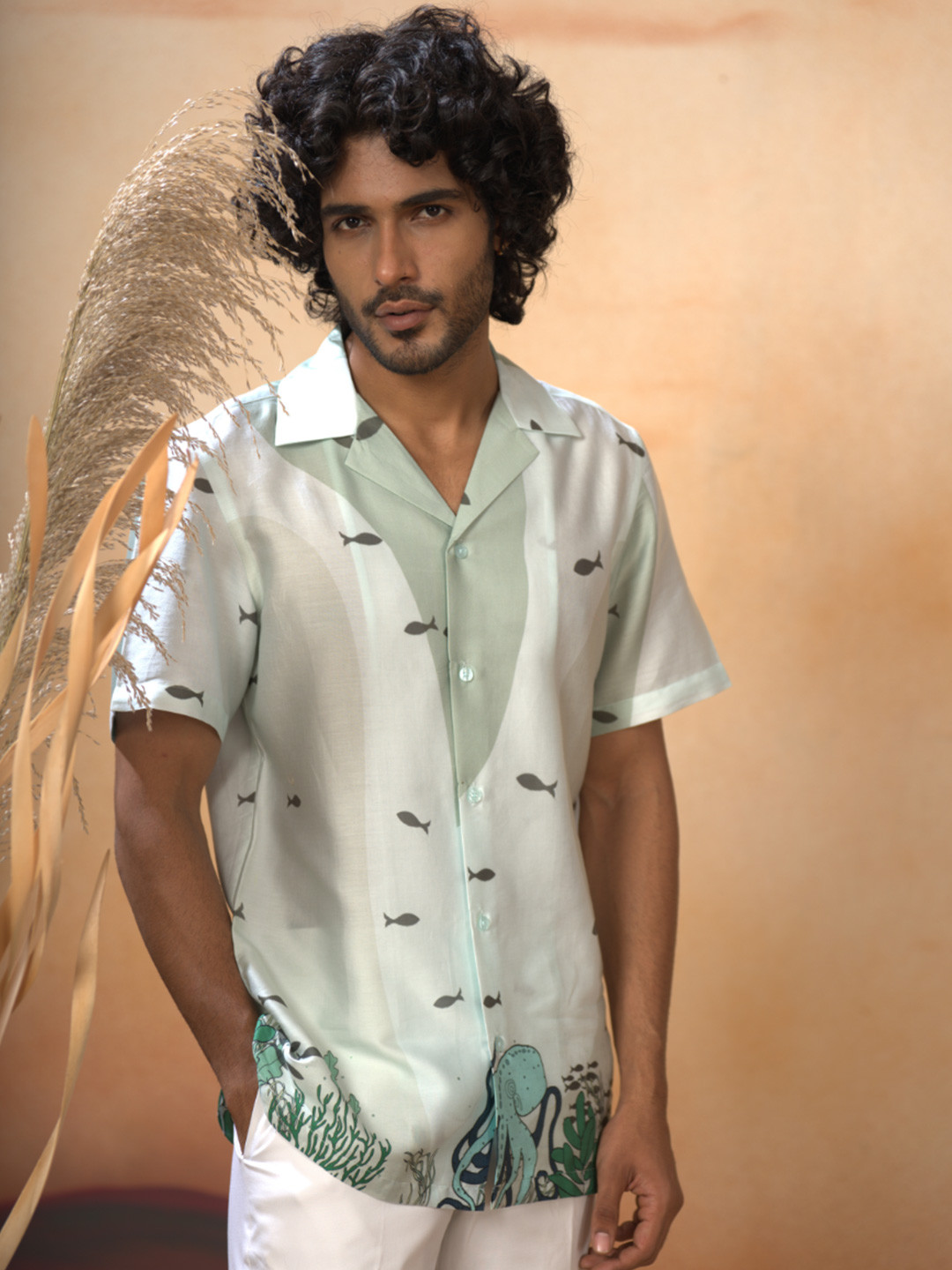 HILO DESIGN Men Graphic Printed Cuban Collar Casual Shirt