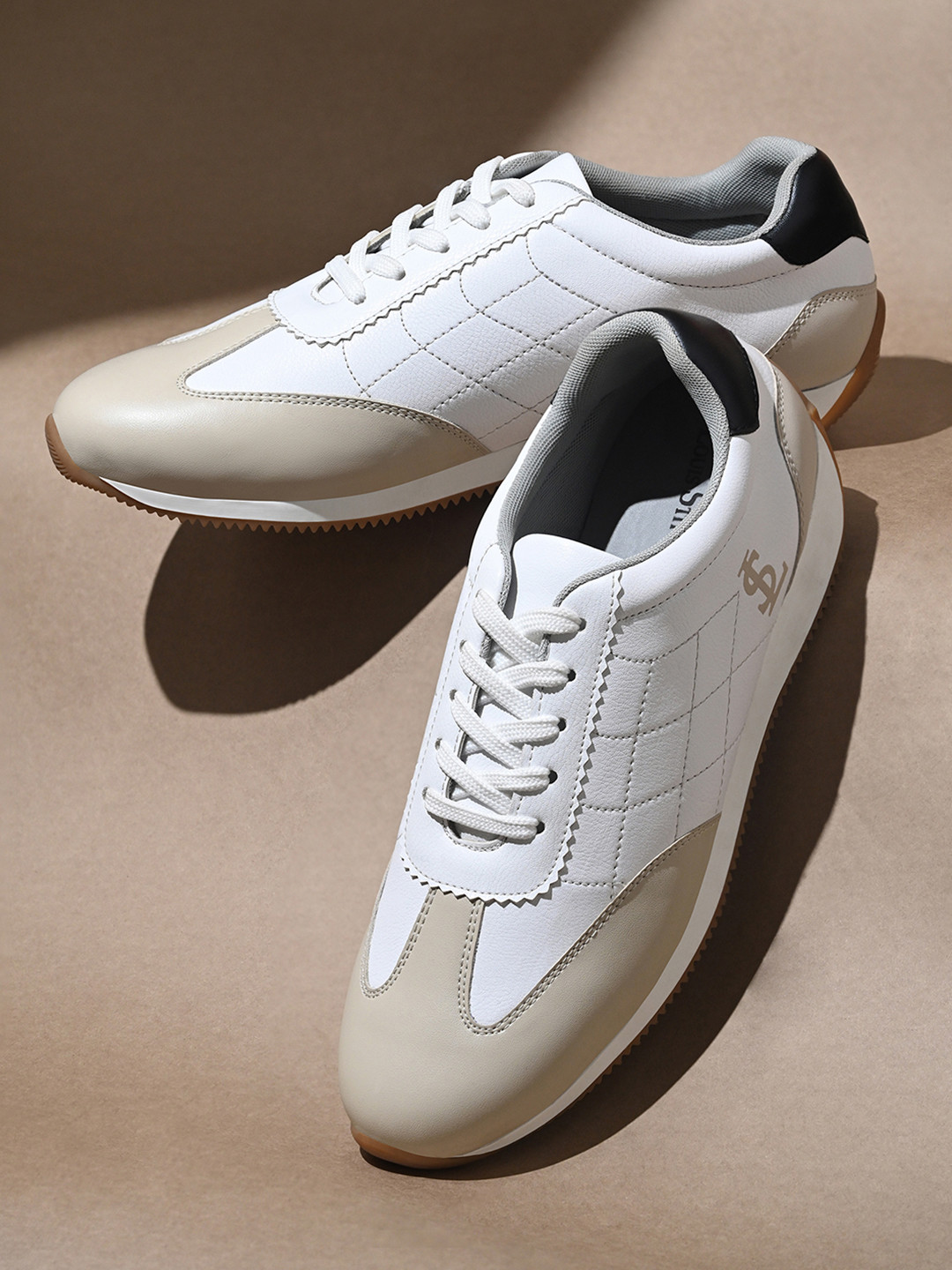 LOUIS STITCH Men White and Beige Comfortable Lace-Up Sneaker